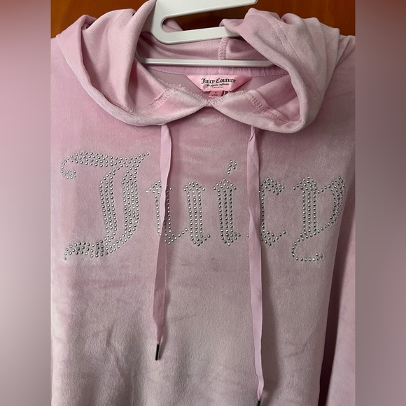 Pink Juicy Couture Lounge Set - Picture 4 of 9